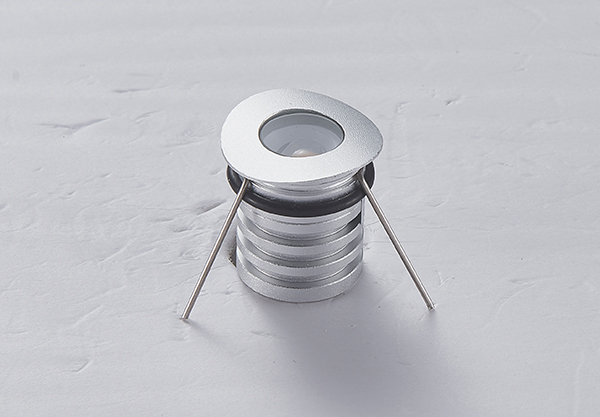 LED弧面拉杆灯QR-21-006 LED弧面拉杆灯QR-21-006